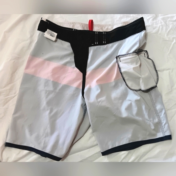 Quicksilver Board Shorts 34 Pocket and Hook & Loop Fly Surf Beach - Picture 9 of 12